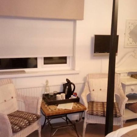 Applecroft Bed And Breakfast セント・オーステル エクステリア 写真