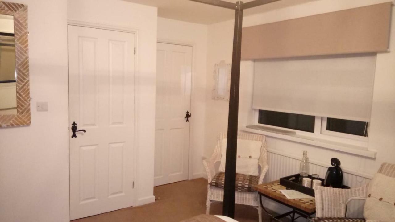 Applecroft Bed And Breakfast セント・オーステル エクステリア 写真