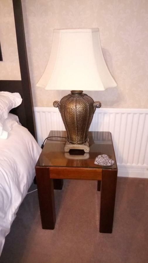 Applecroft Bed And Breakfast セント・オーステル エクステリア 写真