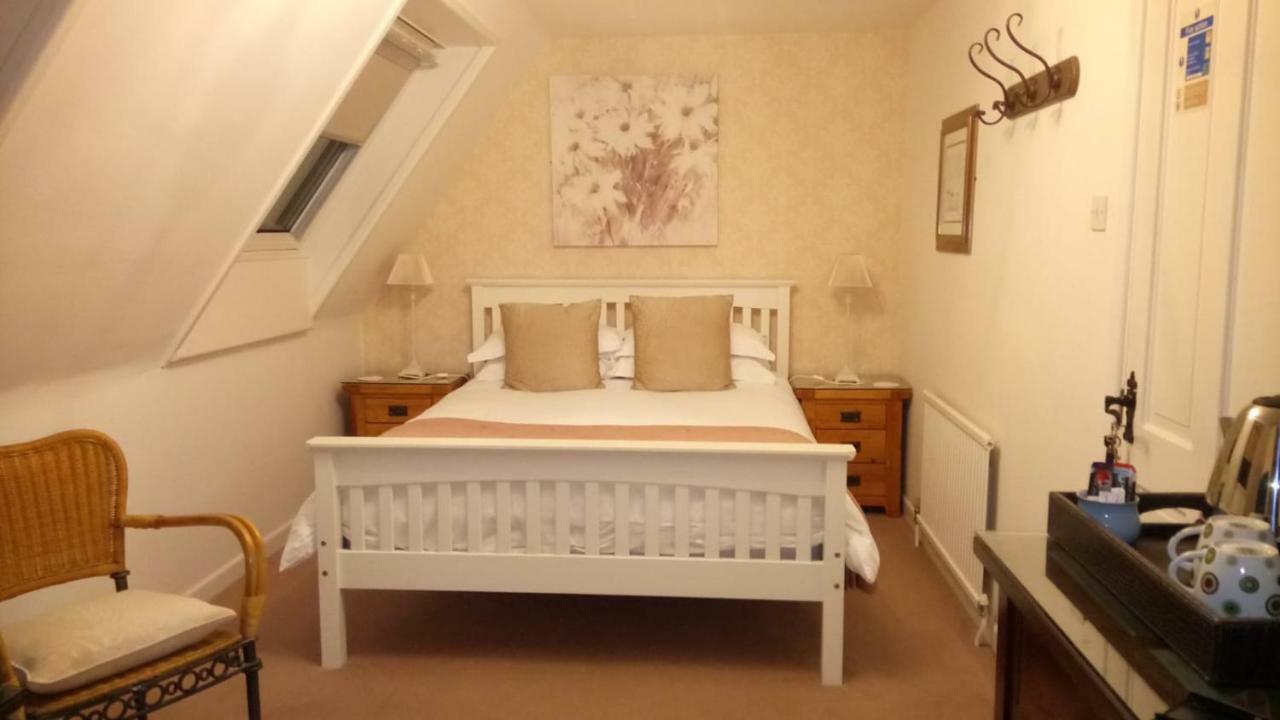Applecroft Bed And Breakfast セント・オーステル エクステリア 写真